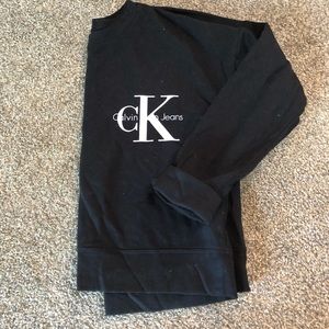 Calvin Klein crewneck!